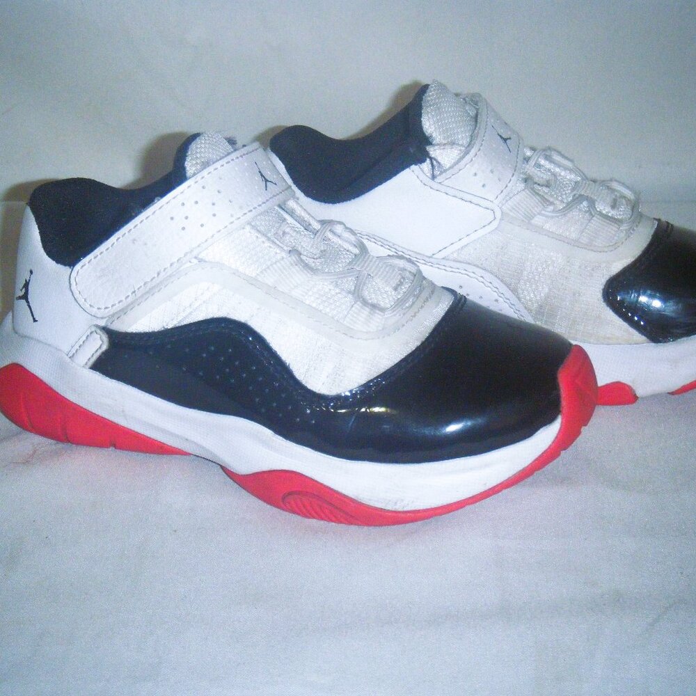 Nike Air Jordan 11 CMFT Low